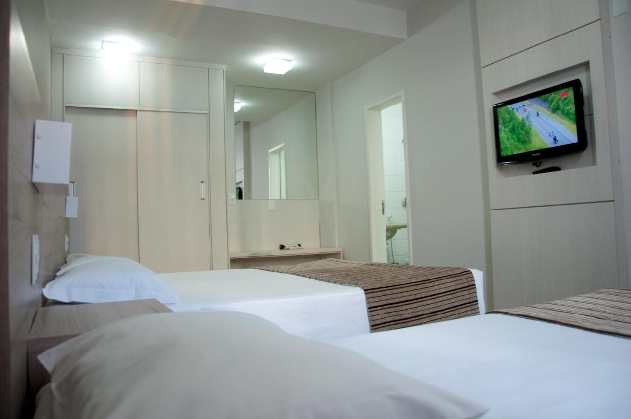 Hotel Linhatur Линьярис Экстерьер фото